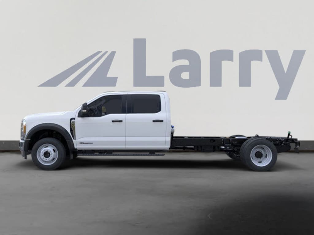 New 2026 Ford Super Duty F-550 DRW XL 4WD Crew Cab 203" WB 84" CA V8 Engine