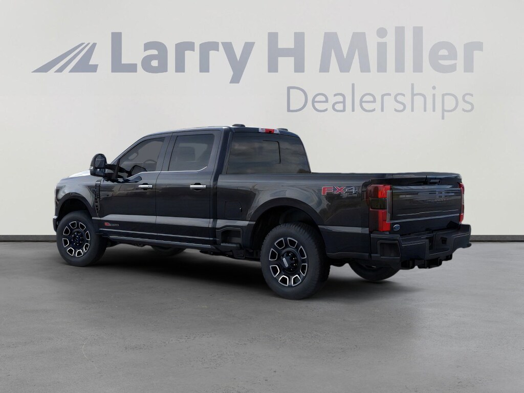 New 2026 Ford Super Duty F-250 SRW Platinum 4WD Crew Cab 6-3/4' Box V8 Engine