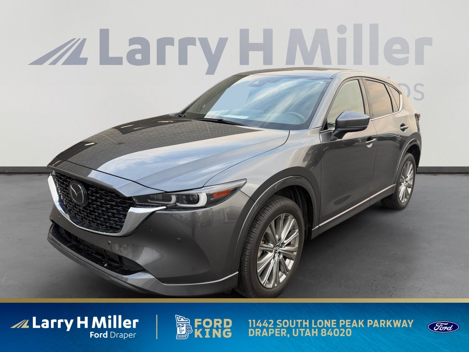 2023 Mazda CX-5 TURBO Signature Auto AWD's photo