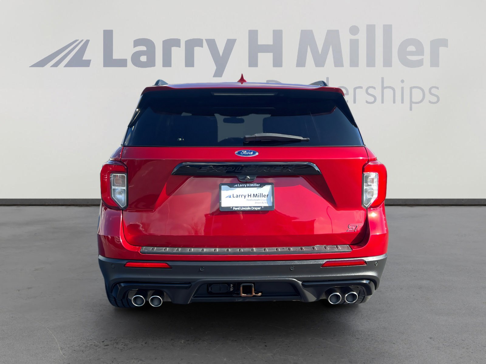 2020 Ford Explorer ST photo 3