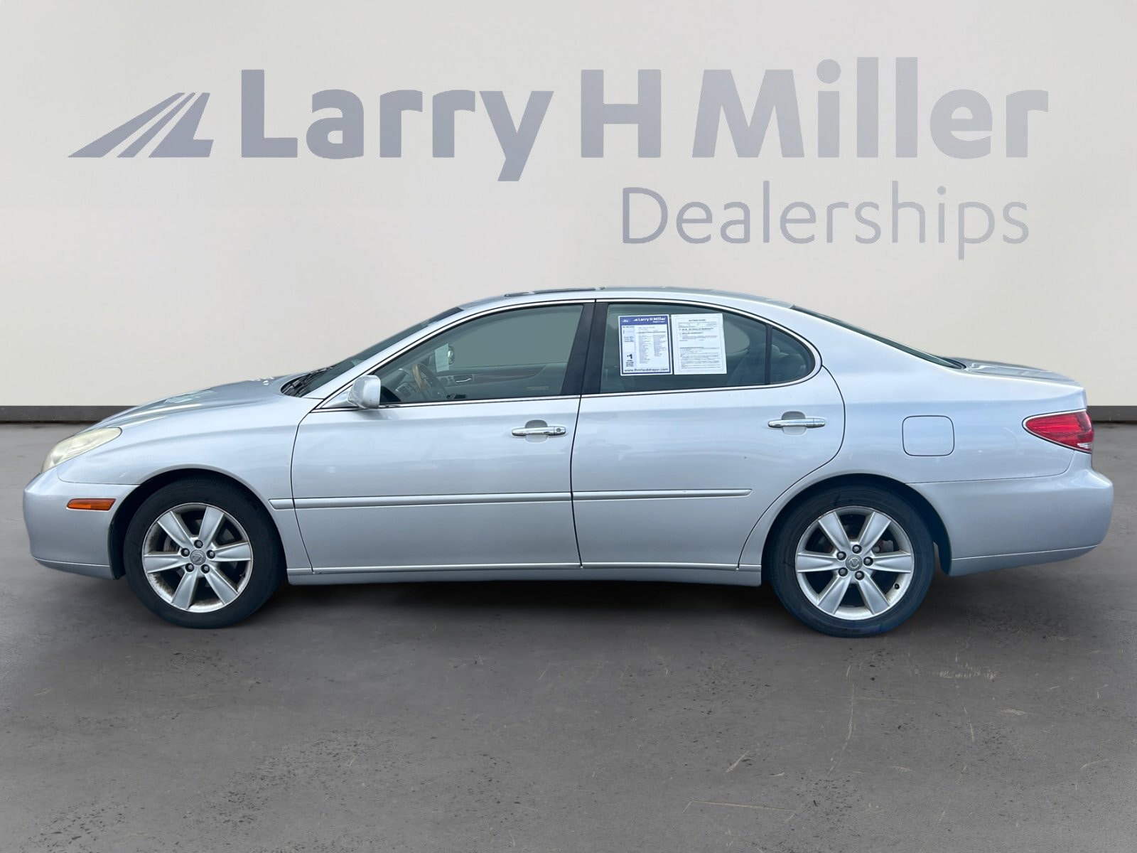 Used 2005 Lexus ES 330 with VIN JTHBA30G455056813 for sale in Draper, UT