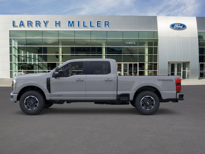 2026 Ford F-250 Lariat photo 3