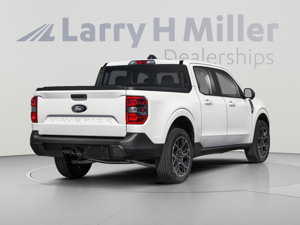 New 2026 Ford Maverick LARIAT AWD SuperCrew I4 Engine