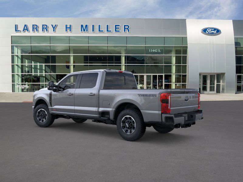 2026 Ford F-250 Lariat photo 4