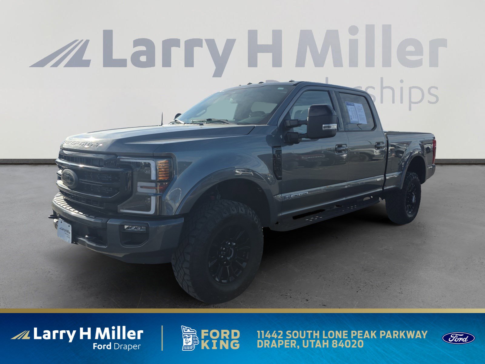 2022 Ford F-350 Super Duty Lariat's photo