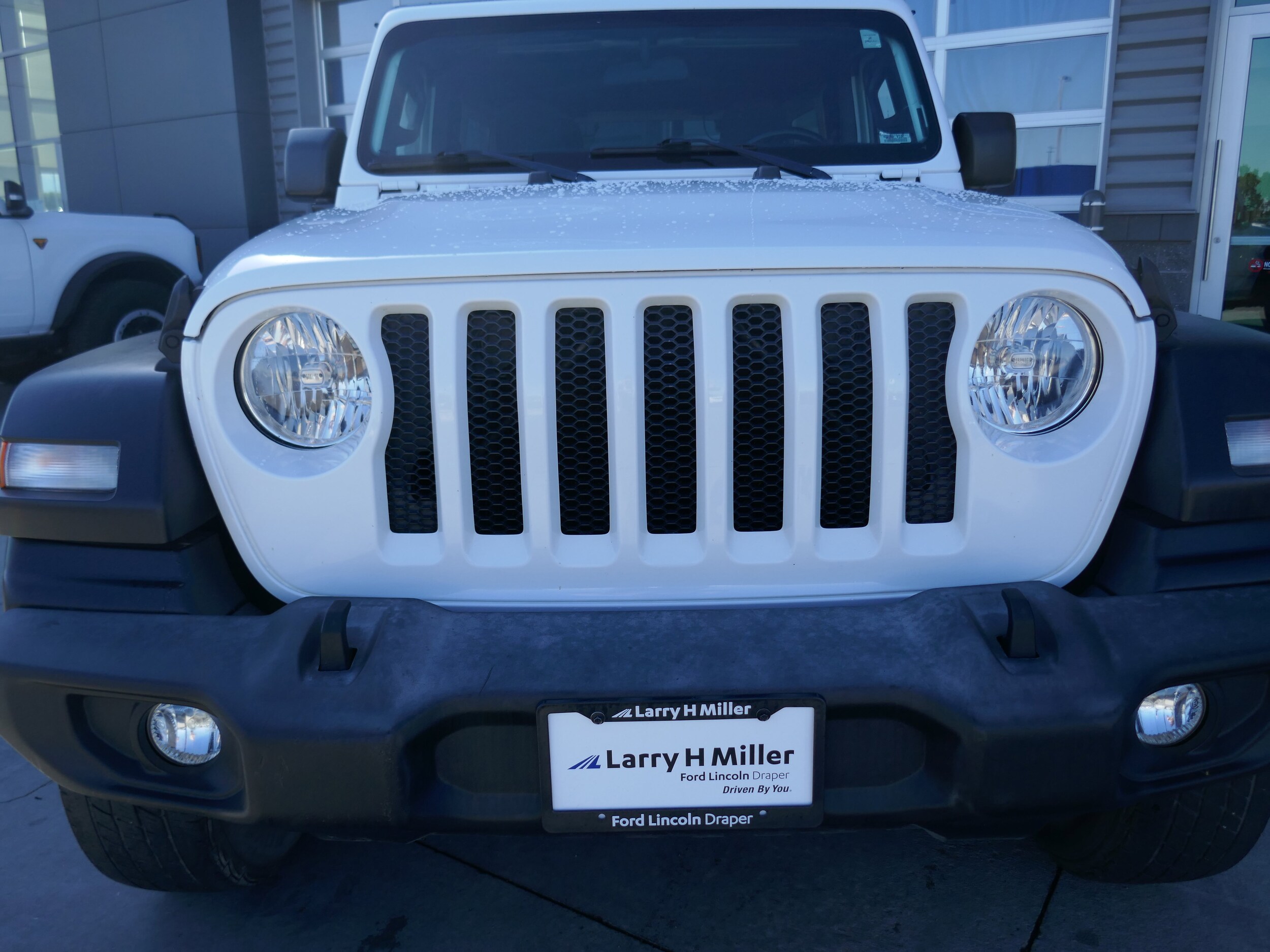 2019 Jeep Wrangler Unlimited Sport S photo 3