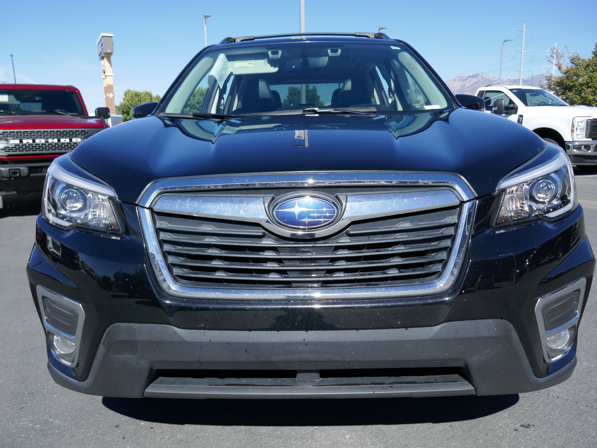 2019 Subaru Forester Limited photo 2