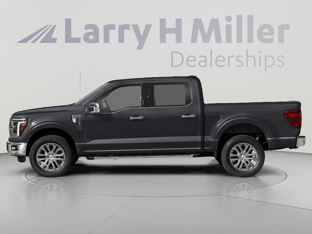 New 2026 Ford F-150 LARIAT 4WD SuperCrew 5-1/2' Box V6 Engine
