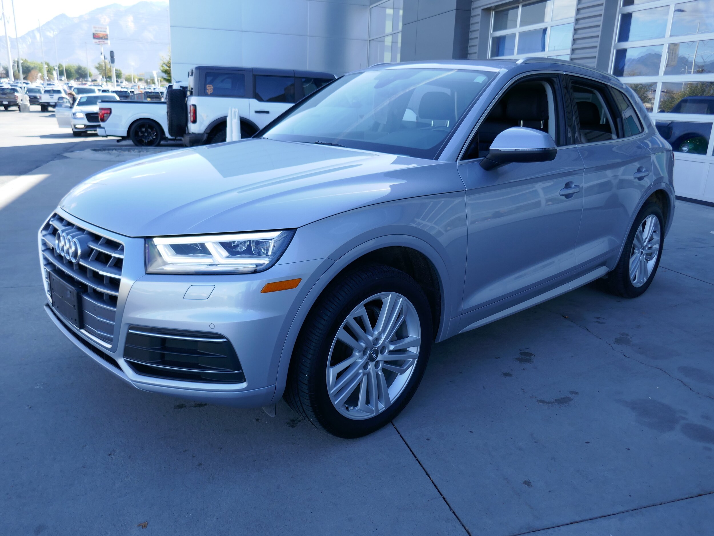 2019 Audi Q5 Premium Plus photo 3