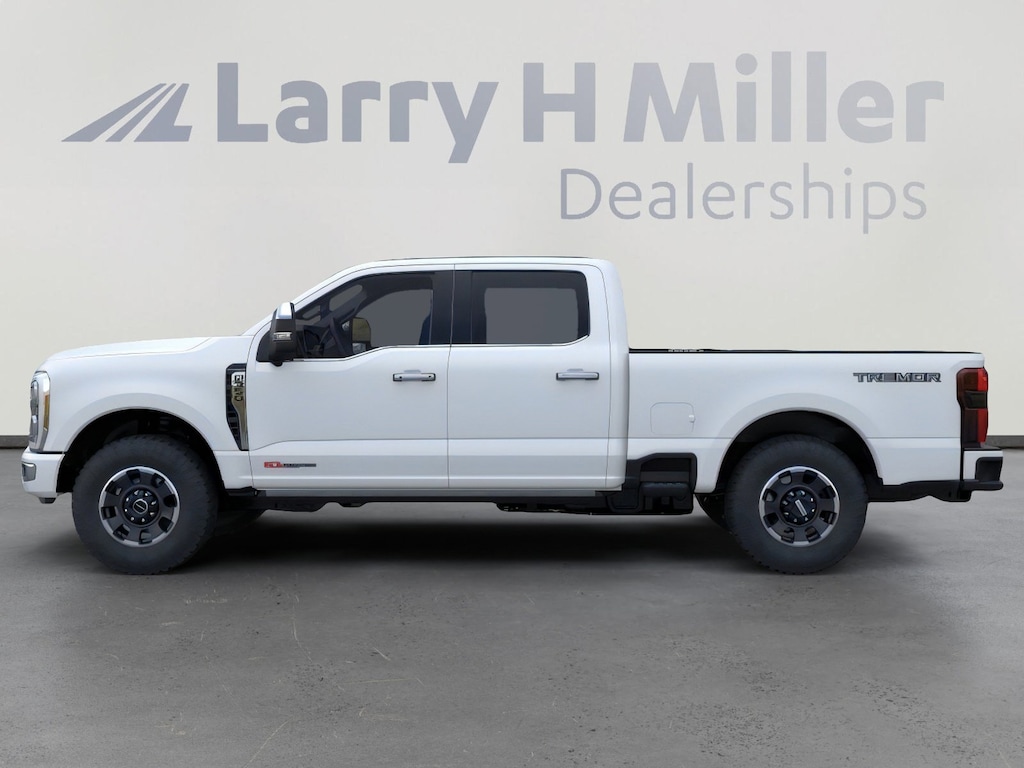 New 2026 Ford Super Duty F-350 SRW Platinum 4WD Crew Cab 6-3/4' Box V8 Engine