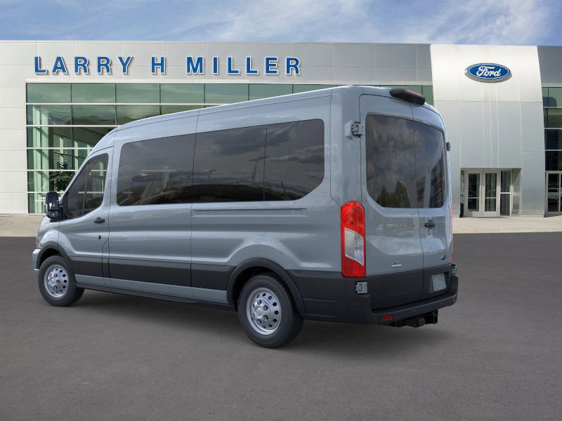 2025 Ford Transit Passenger XLT photo 3