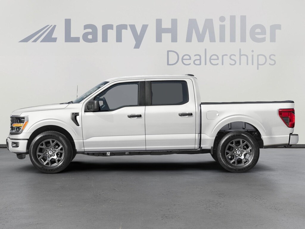 New 2026 Ford F-150 STX 4WD SuperCrew 5-1/2' Box V6 Engine