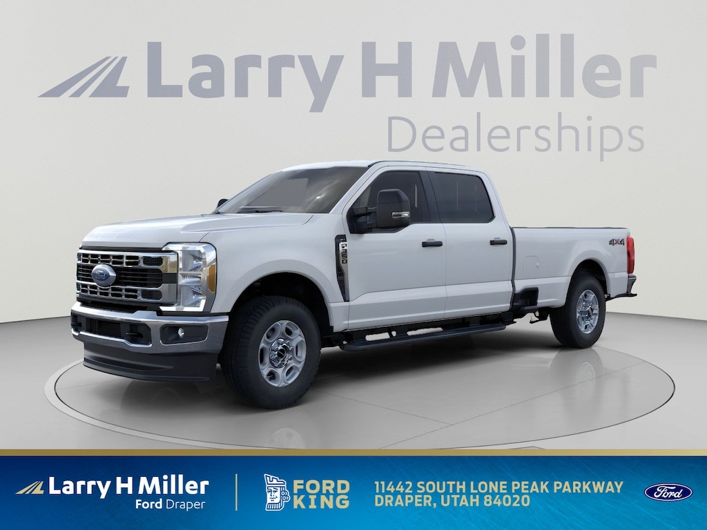 New 2026 Ford Super Duty F-350 SRW XLT 4WD Crew Cab 8' Box V8 Engine