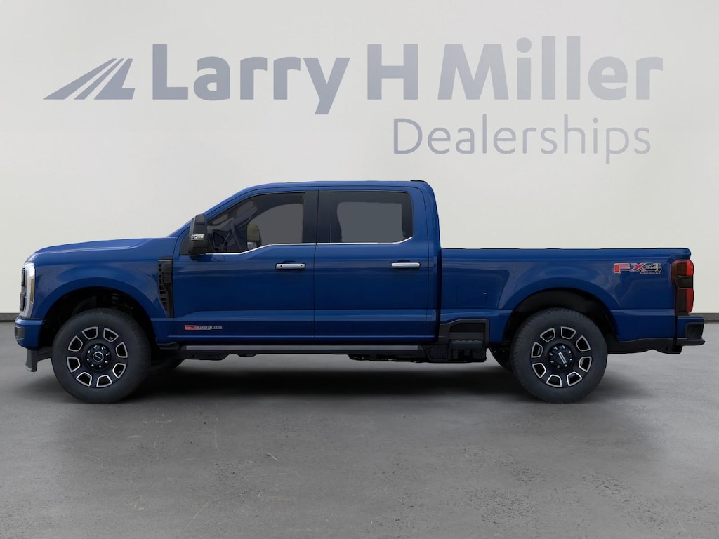 New 2026 Ford Super Duty F-350 SRW Platinum 4WD Crew Cab 6-3/4' Box V8 Engine