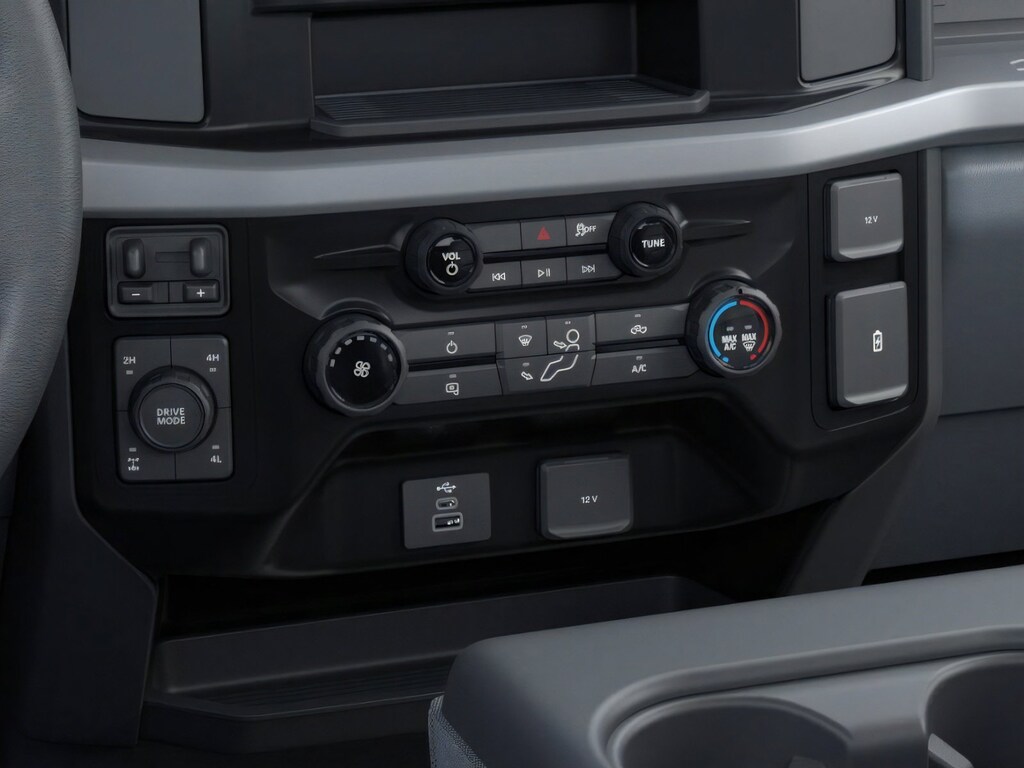 New 2026 Ford Super Duty F-250 SRW XL 4WD Reg Cab 8' Box V8 Engine