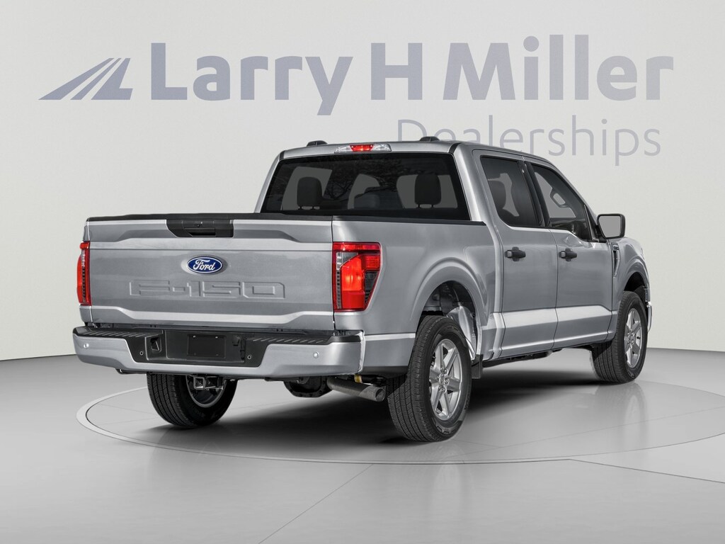 New 2026 Ford F-150 XLT 4WD SuperCrew 5-1/2' Box V8 Engine