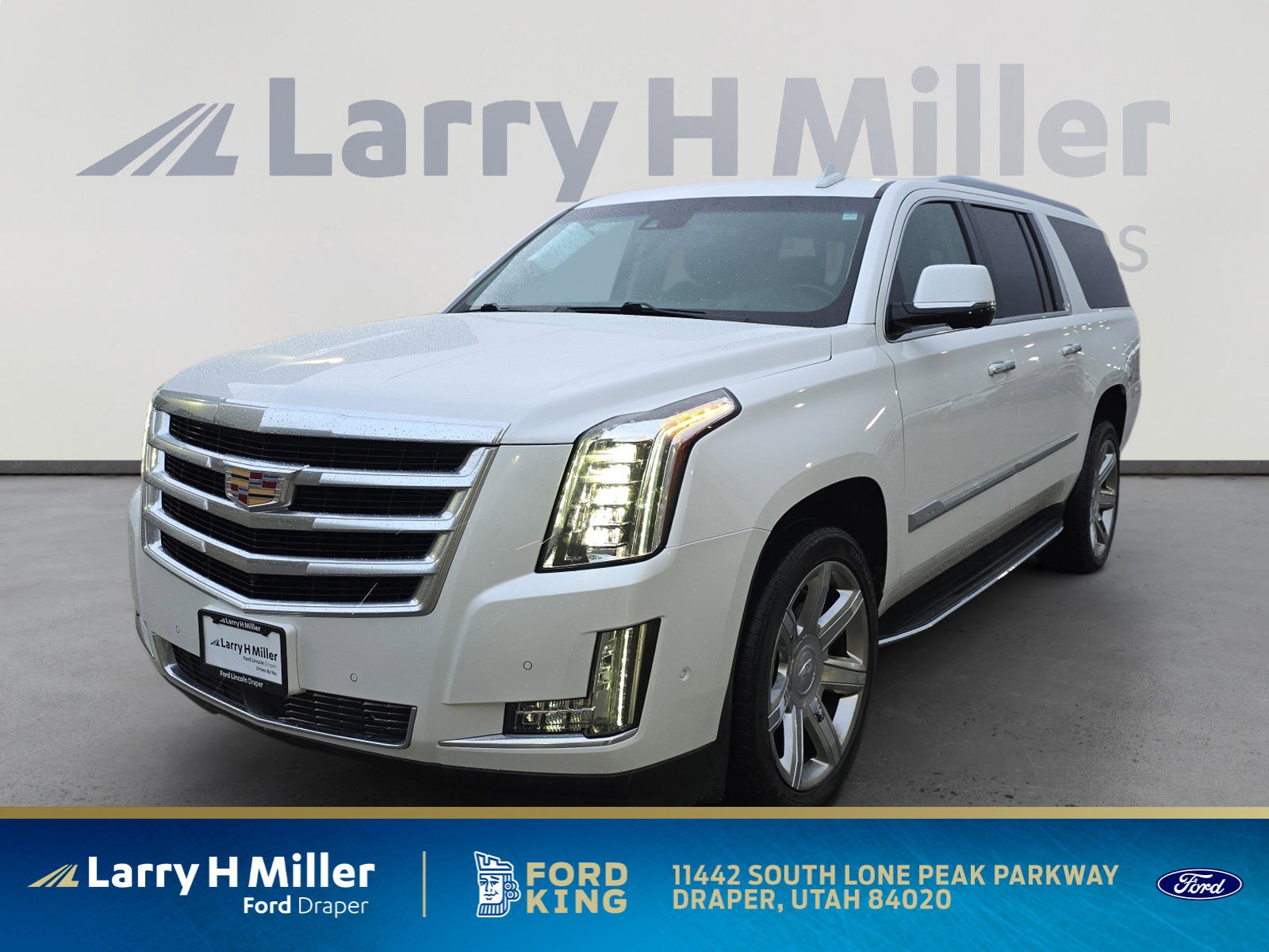 2019 Cadillac Escalade ESV Premium Luxury's photo