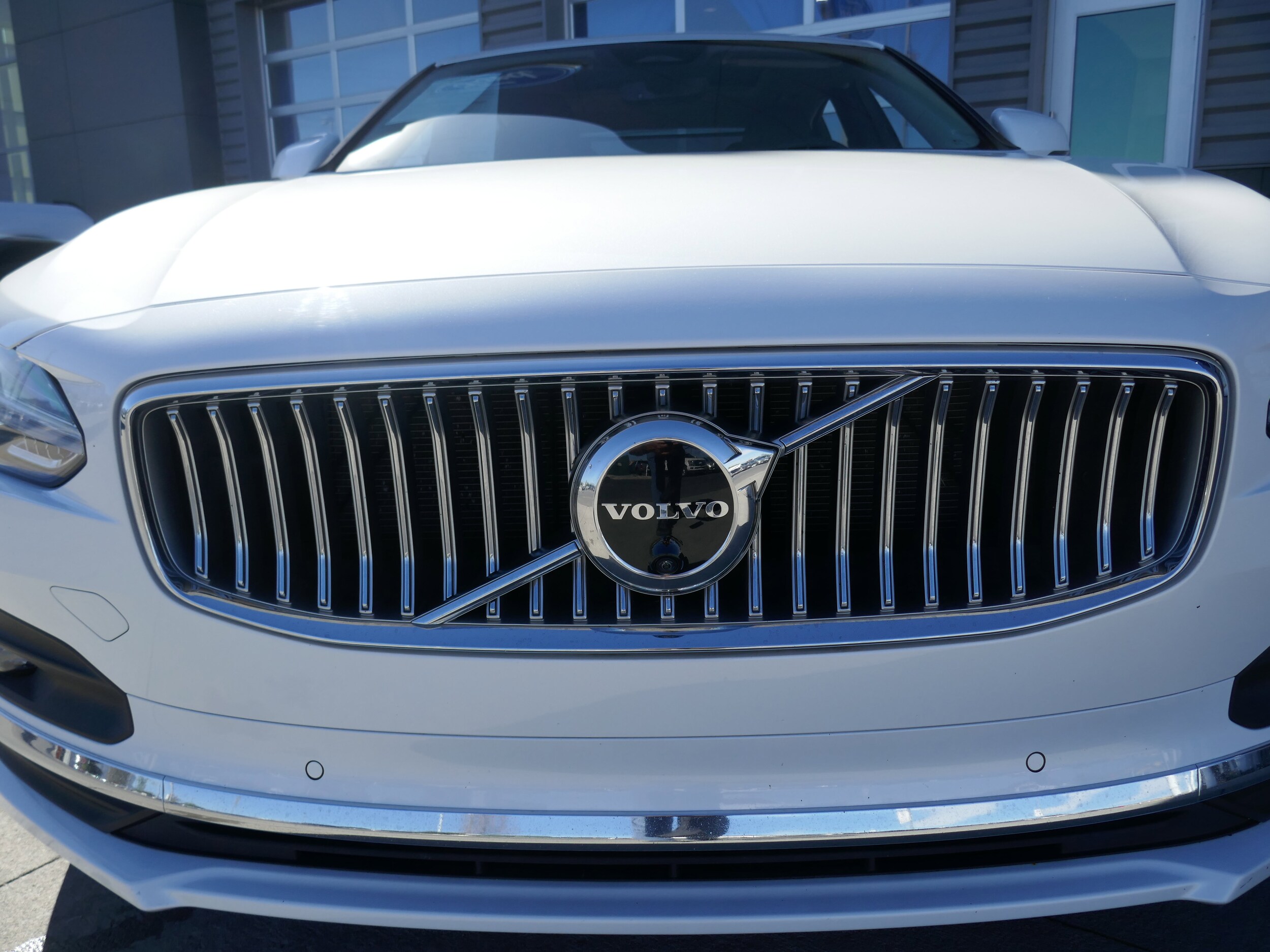 2023 Volvo S90 Plus photo 3