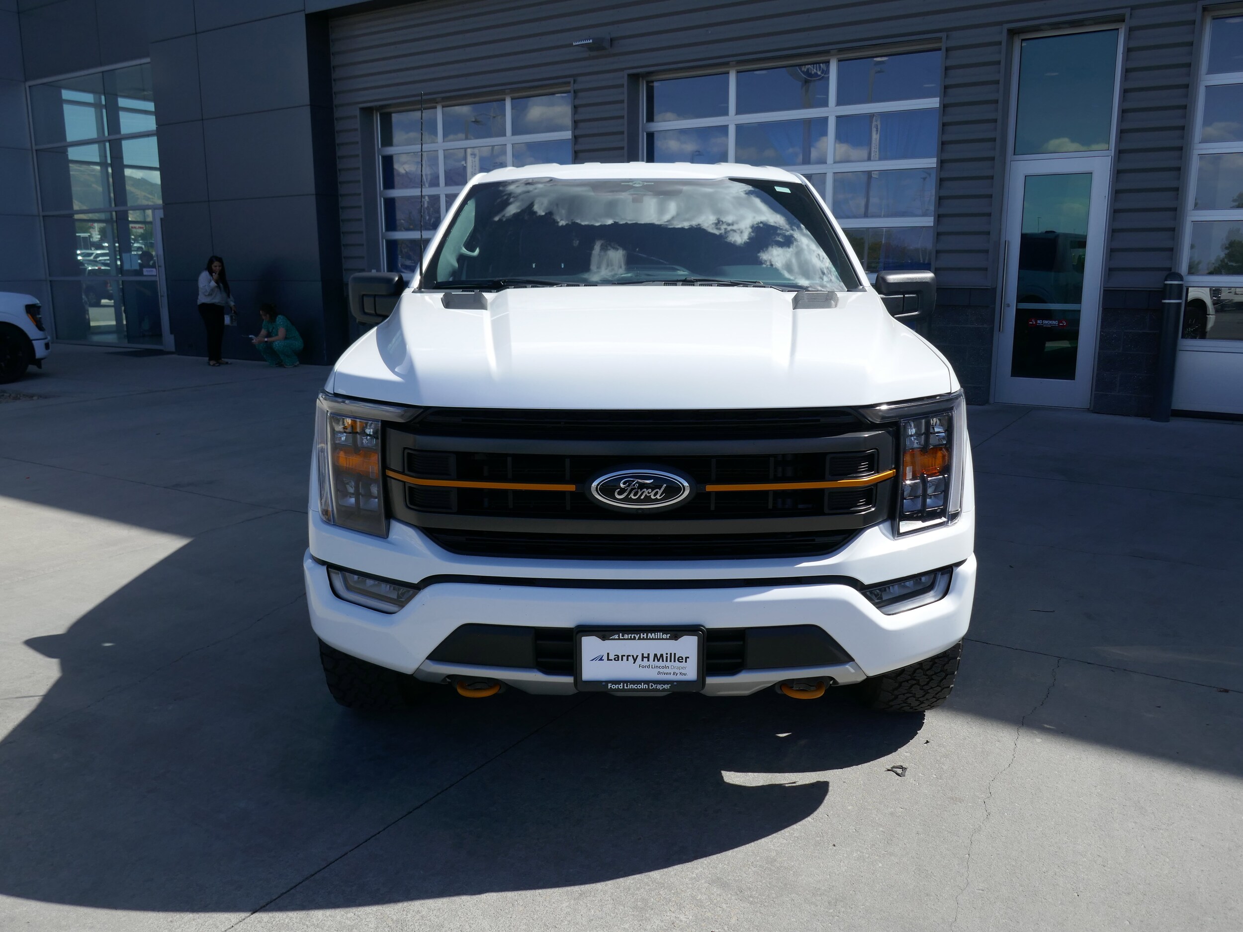 2023 Ford F-150 Tremor photo 2