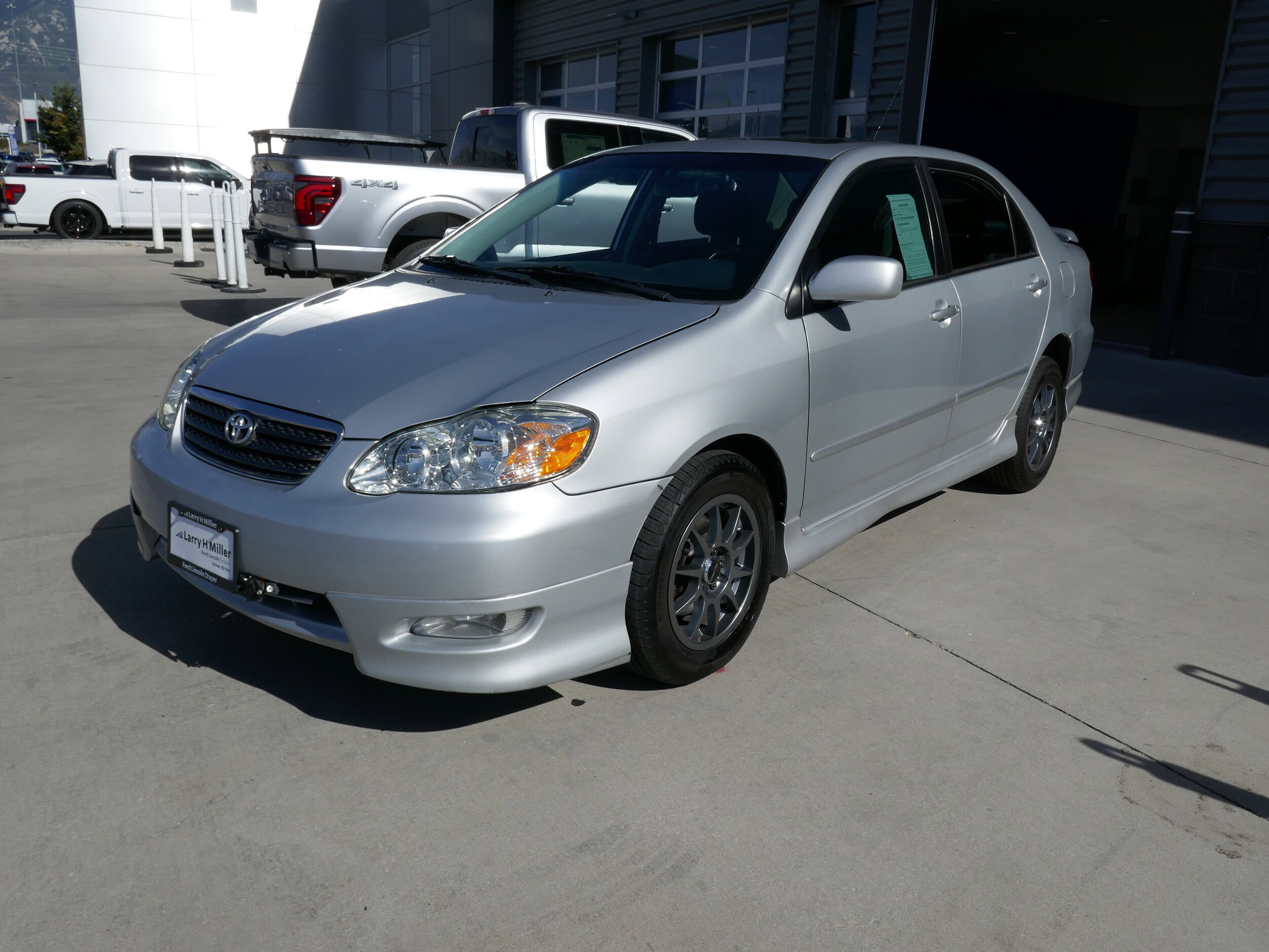 2008 Toyota Corolla S photo 4
