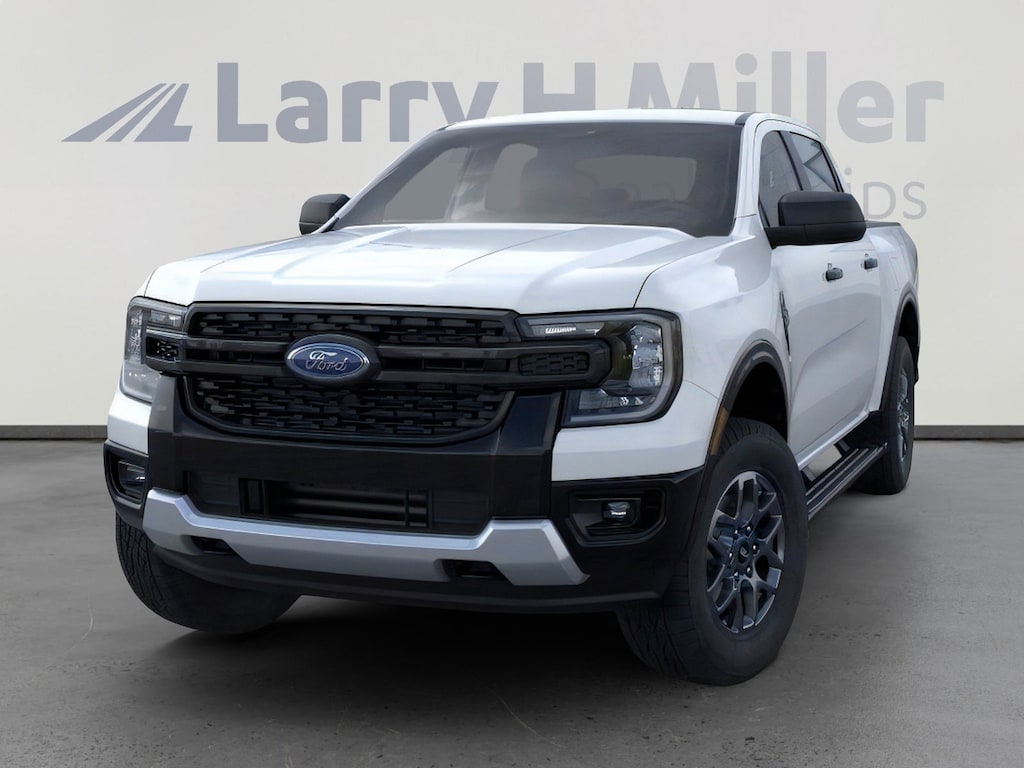 New 2025 Ford Ranger XLT 4WD SuperCrew 5' Box V6 Engine