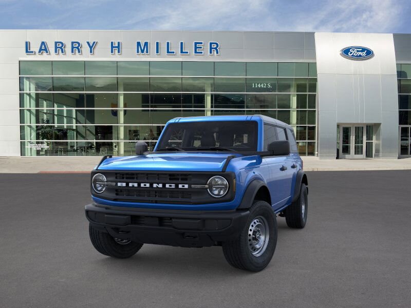 2025 Ford Bronco Base photo 2