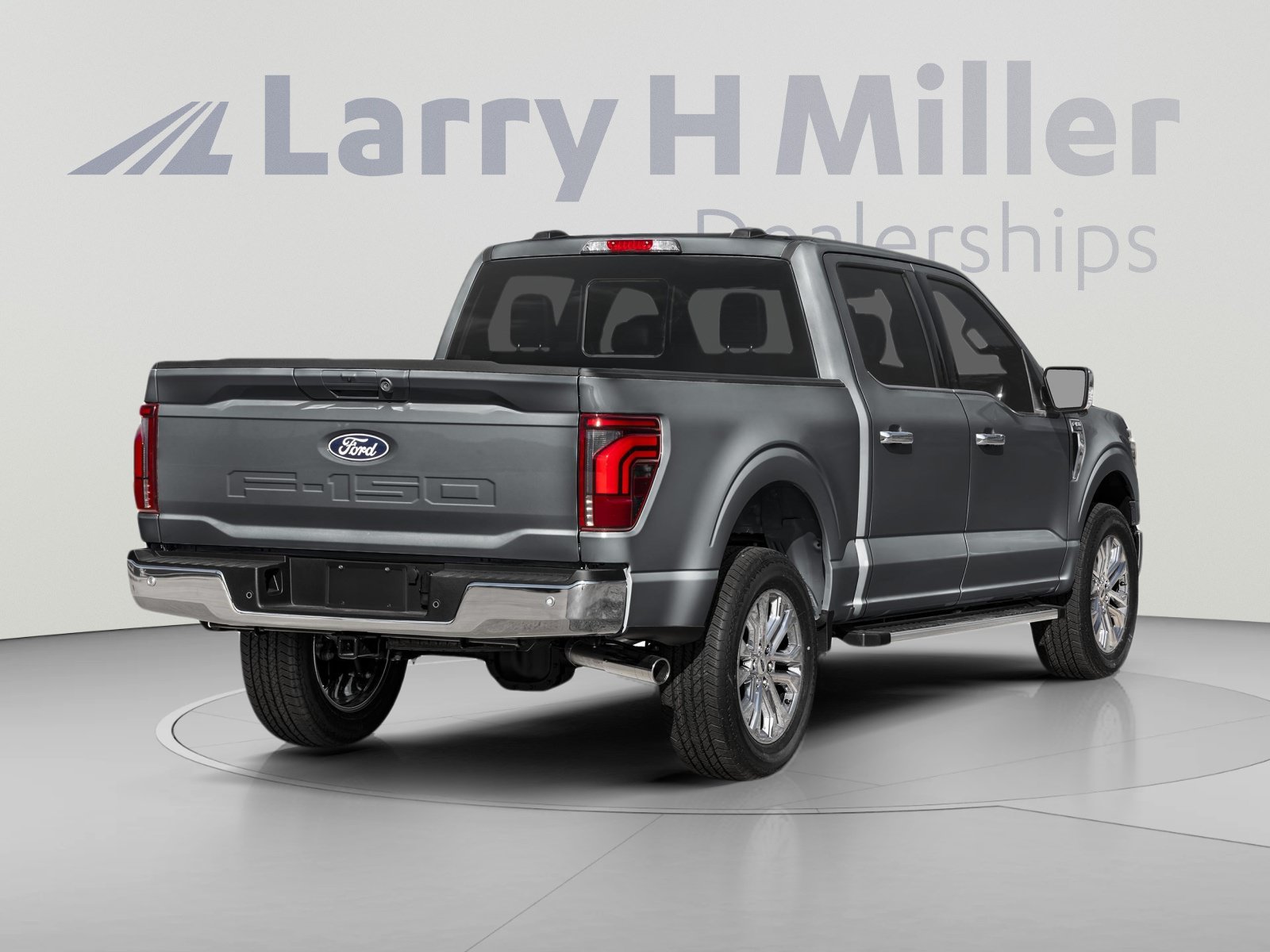 New 2026 Ford F-150 LARIAT 4WD SuperCrew 5-1/2' Box V6 Engine