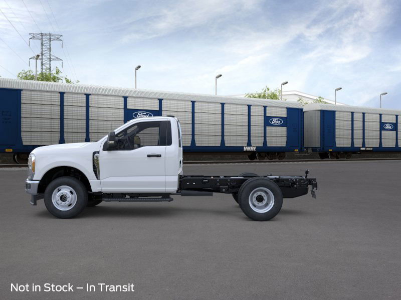 2026 Ford F-350 XL photo 3