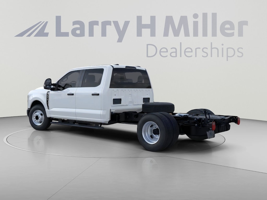 New 2026 Ford Super Duty F-350 DRW XL 2WD Crew Cab 179" WB 60" CA V8 Engine