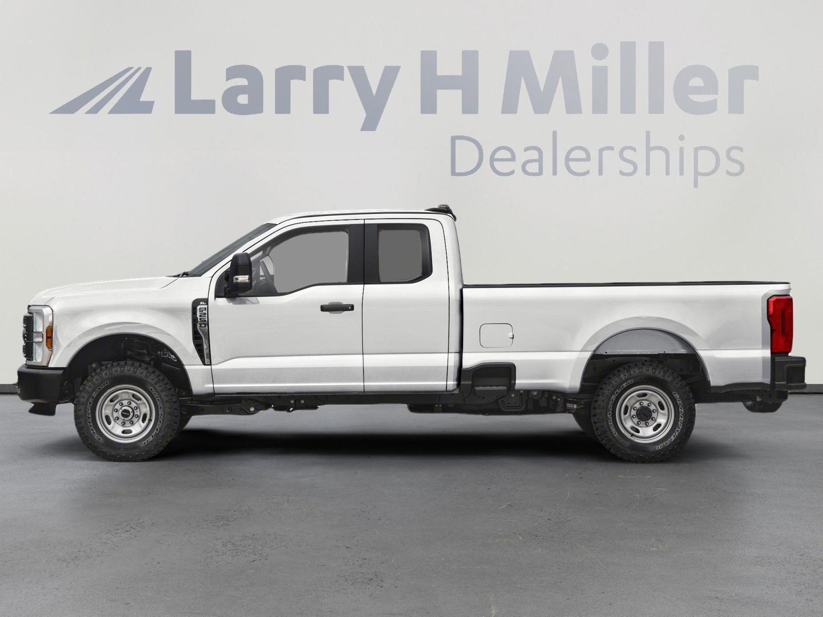 2026 Ford F-250 XL photo 2