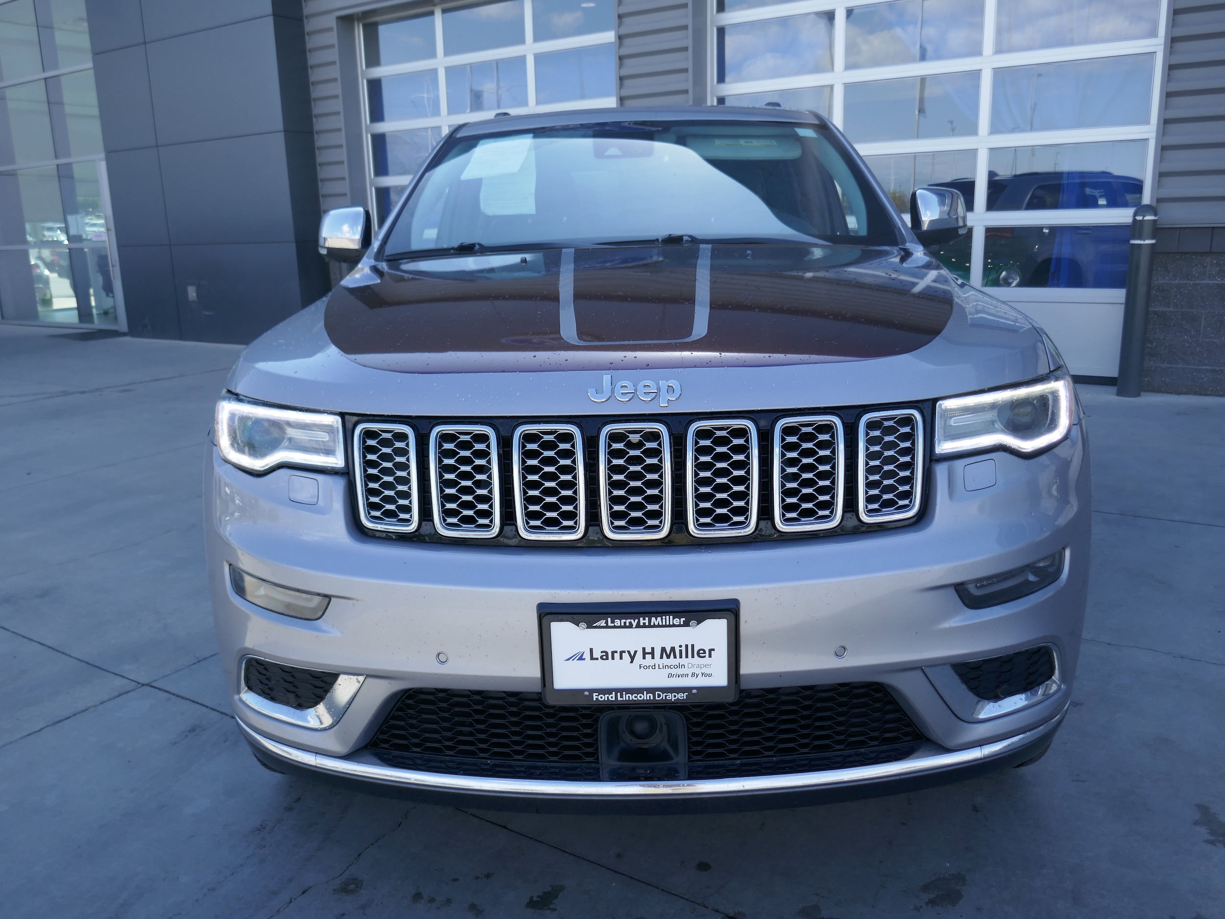 Used 2018 Jeep Grand Cherokee Summit with VIN 1C4RJFJG5JC373215 for sale in Draper, UT