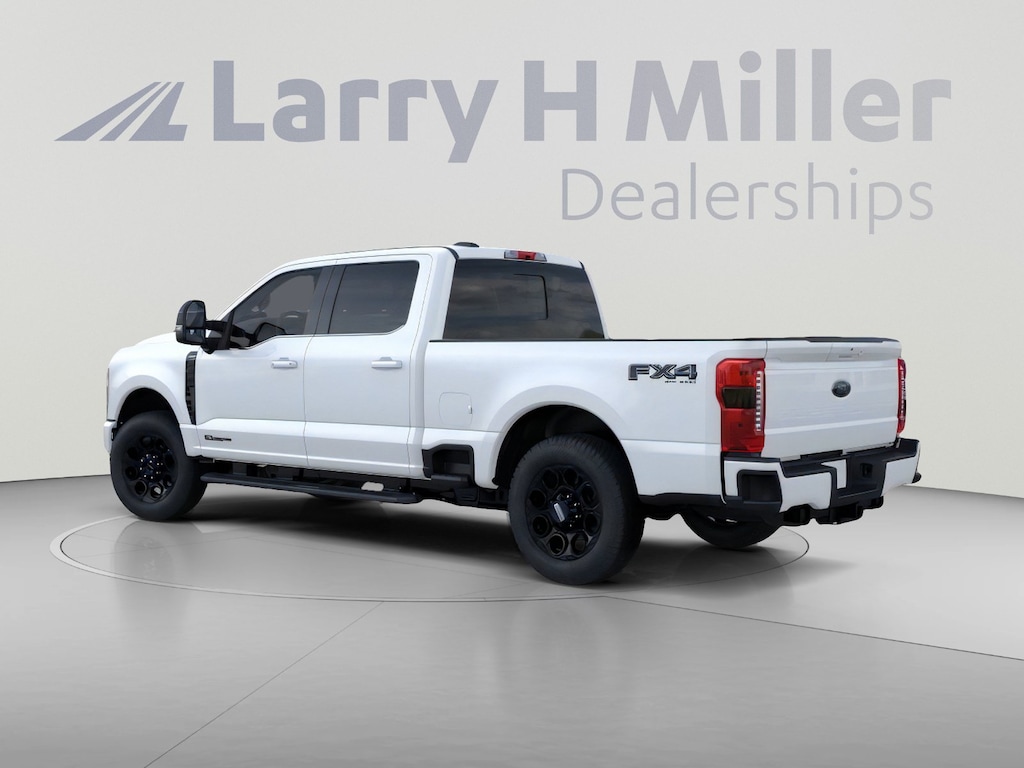 New 2026 Ford Super Duty F-350 SRW LARIAT 4WD Crew Cab 6-3/4' Box V8 Engine