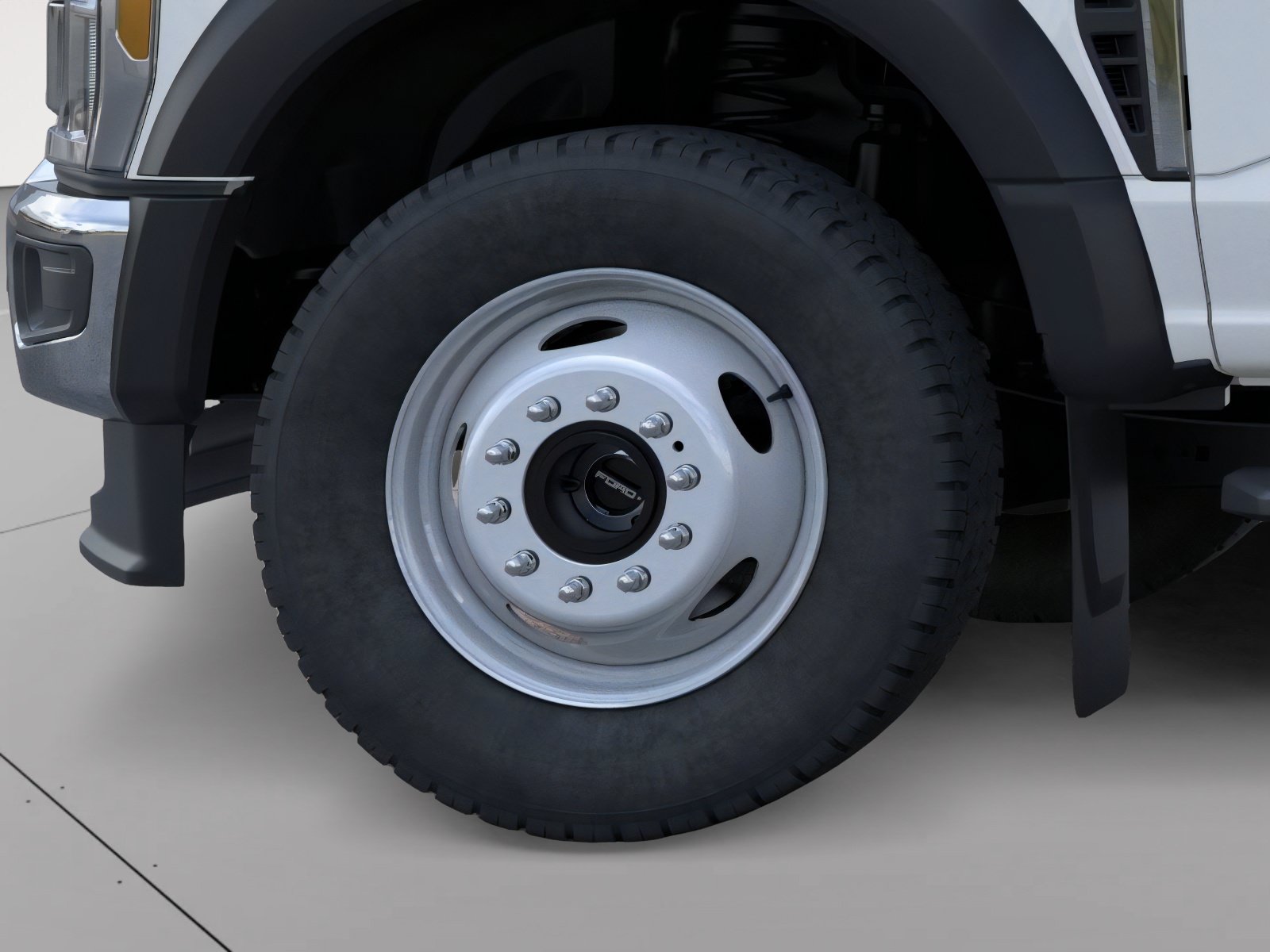 2025 Ford F-550 Super Duty Chassis Cab XL - Photo 18
