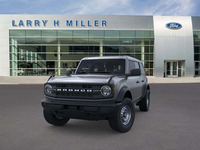 2025 Ford Bronco Base photo 2