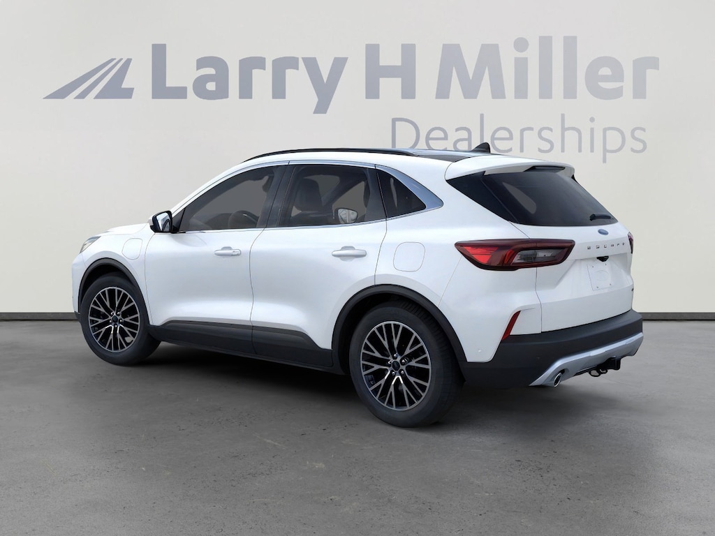 New 2024 Ford Escape PHEV FWD I4 Engine