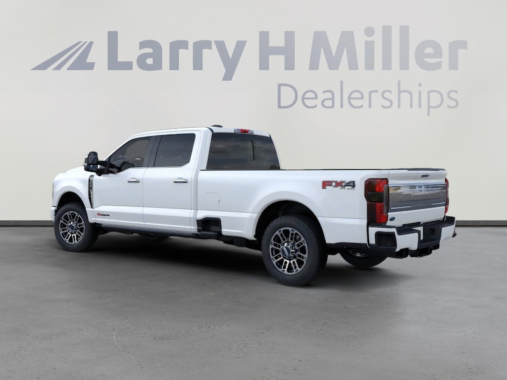 New 2026 Ford Super Duty F-350 SRW Platinum 4WD Crew Cab 6-3/4' Box V8 Engine