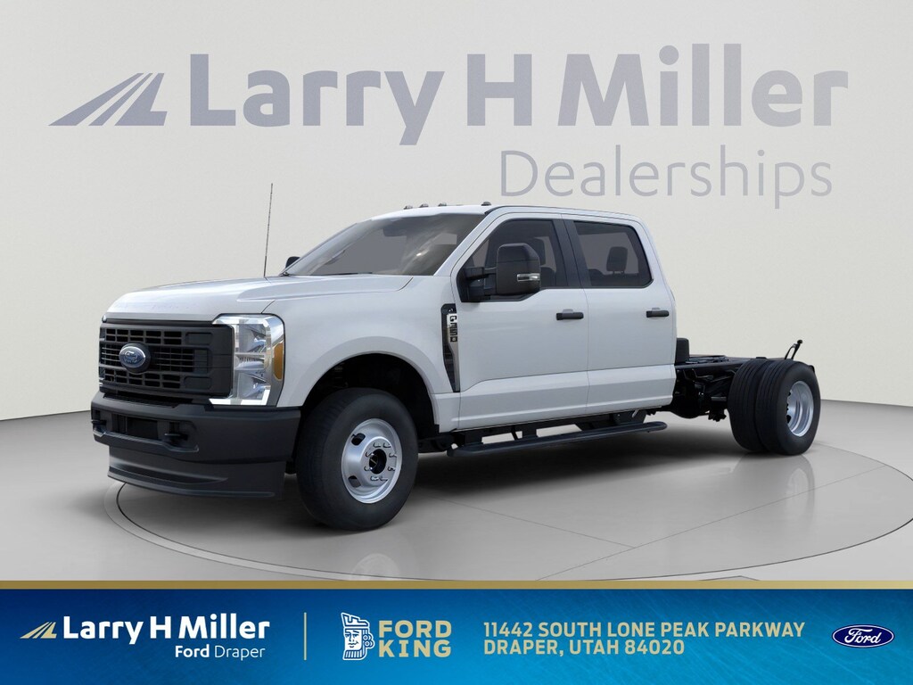 New 2026 Ford Super Duty F-350 DRW XL 4WD Crew Cab 179" WB 60" CA V8 Engine