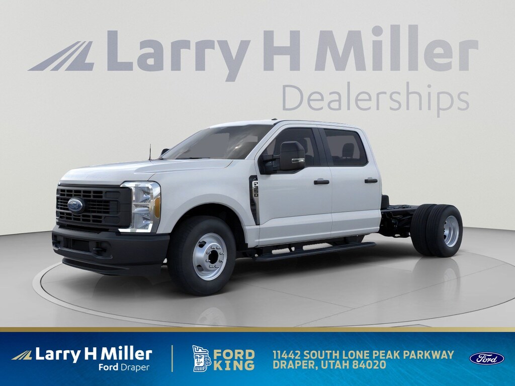 New 2026 Ford Super Duty F-350 DRW XL 2WD Crew Cab 179" WB 60" CA V8 Engine