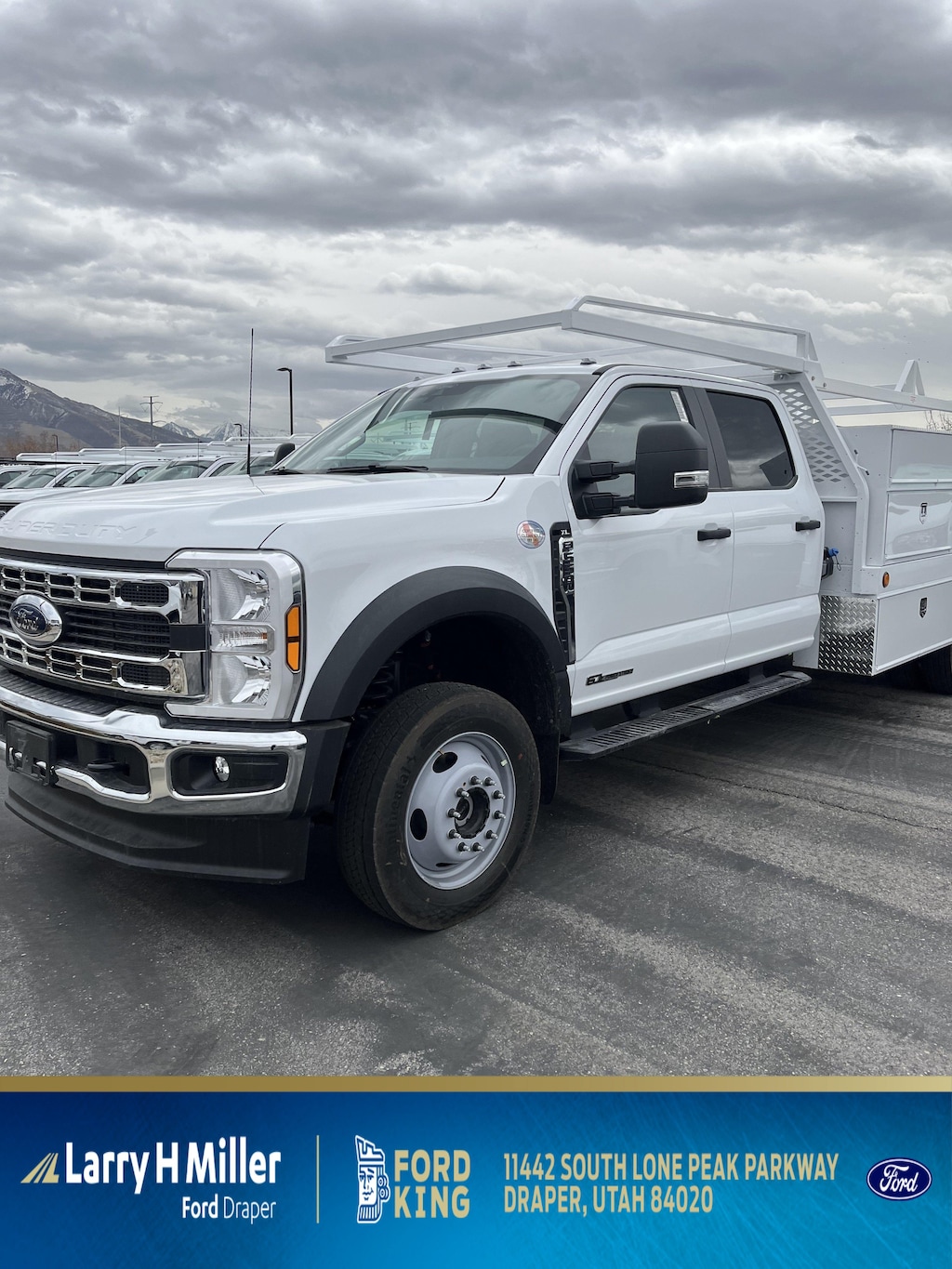 New 2026 Ford Super Duty F-550 DRW XL 4WD Crew Cab 203" WB 84" CA V8 Engine