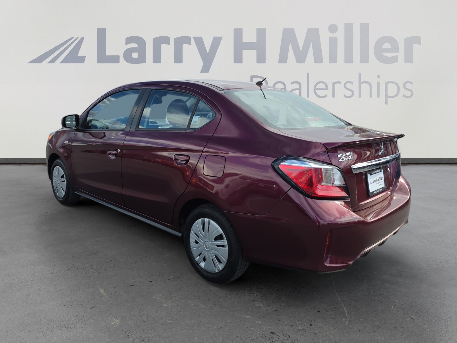 2022 Mitsubishi Mirage G4 Black Edition photo 3