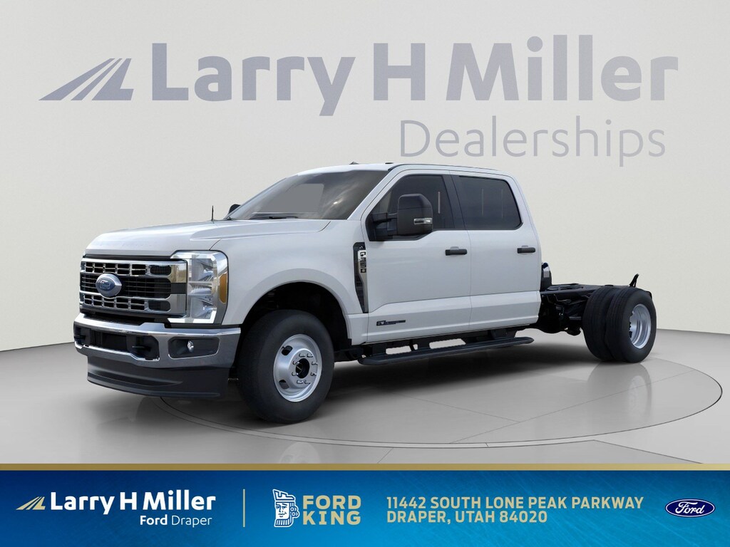 New 2026 Ford Super Duty F-350 DRW XL 4WD Crew Cab 179" WB 60" CA V8 Engine