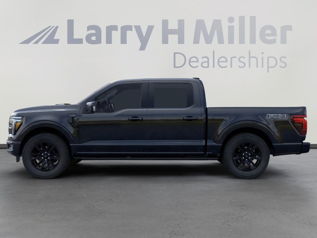 New 2025 Ford F-150 Platinum 4WD SuperCrew 5-1/2' Box V6 Engine