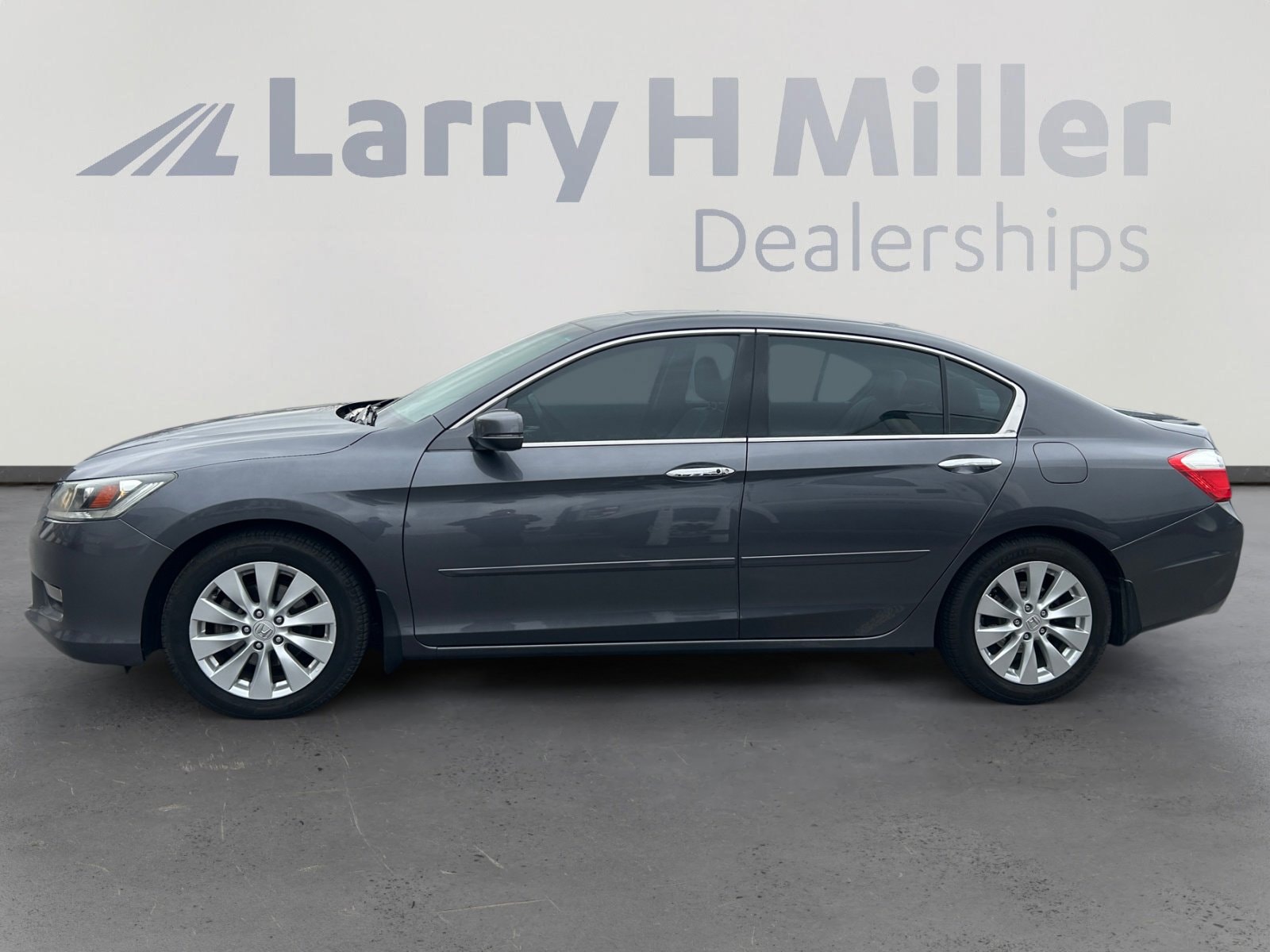 Used 2013 Honda Accord EX-L V6 with VIN 1HGCR3F87DA042412 for sale in Draper, UT