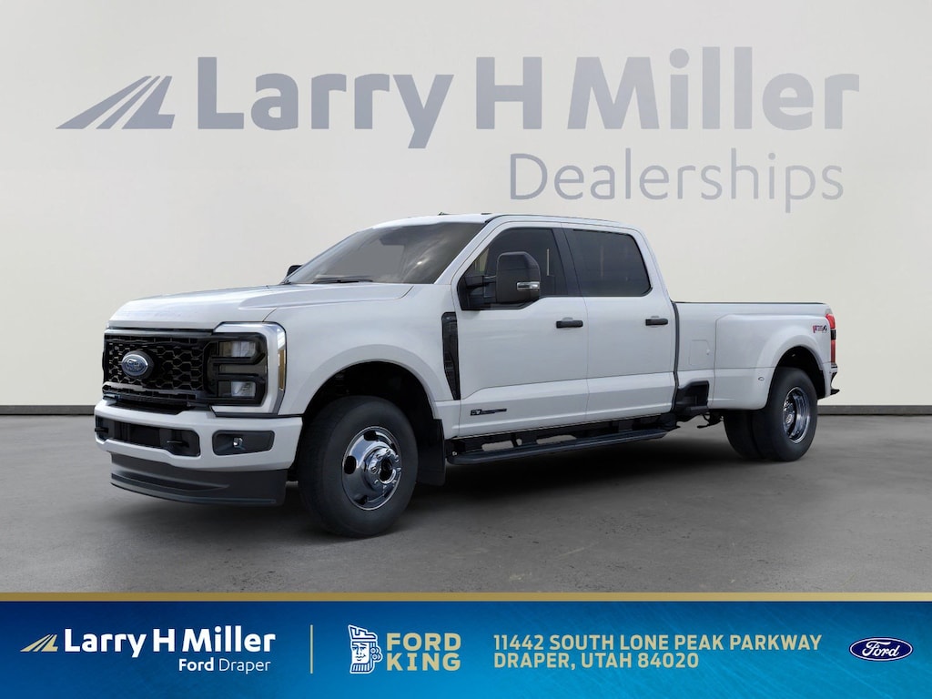 New 2026 Ford Super Duty F-350 DRW XL 4WD Crew Cab 8' Box V8 Engine