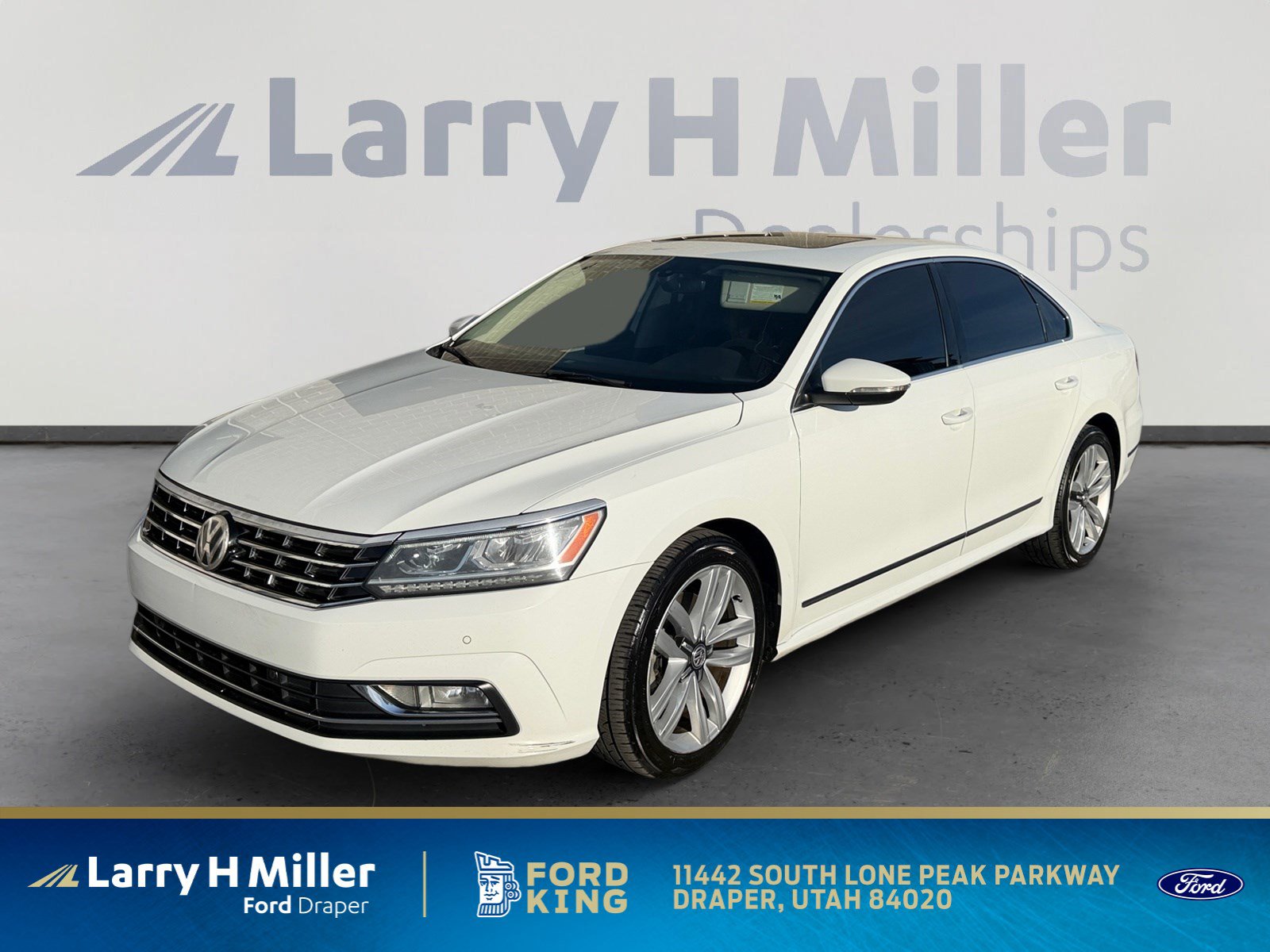 2017 Volkswagen Passat 1.8T SE w/ Technology Auto's photo