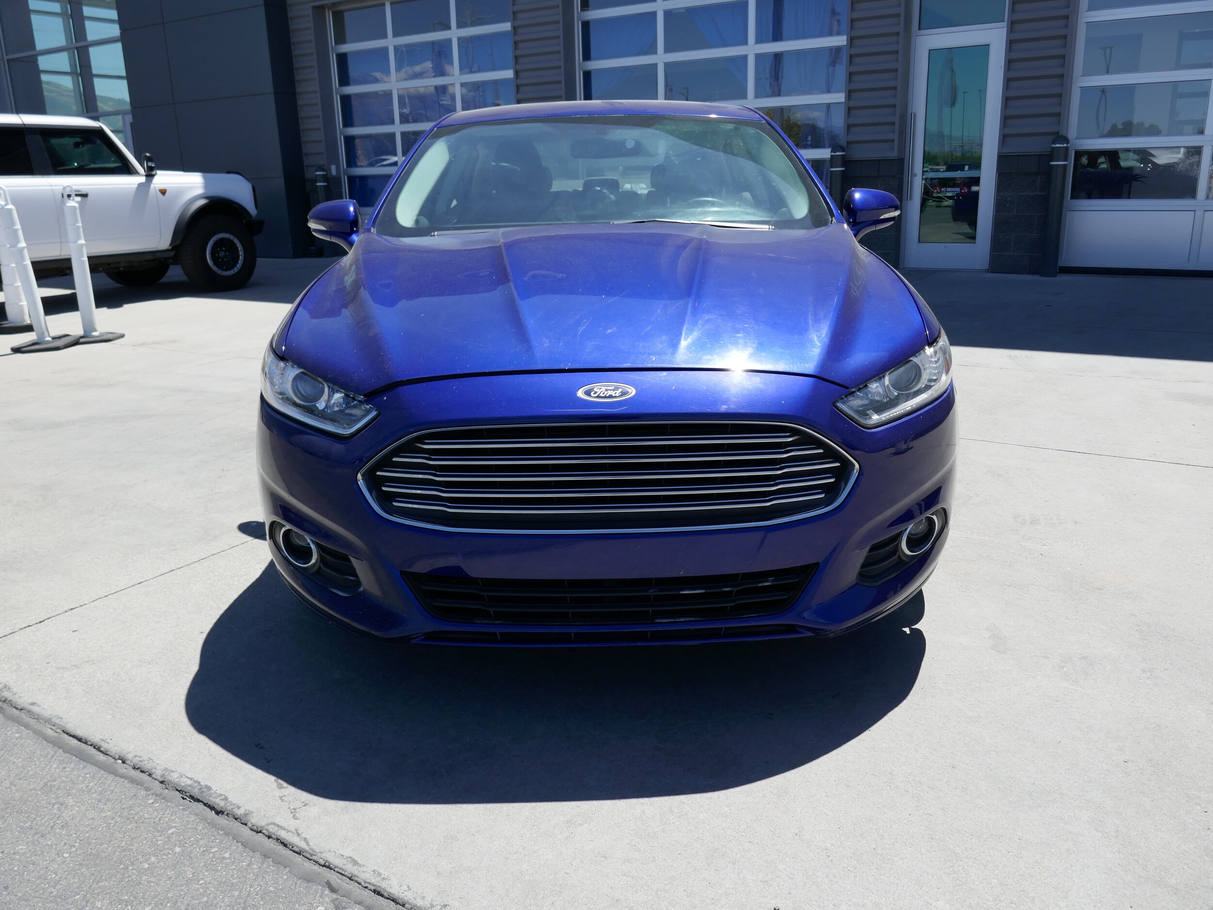 2016 Ford Fusion SE photo 3