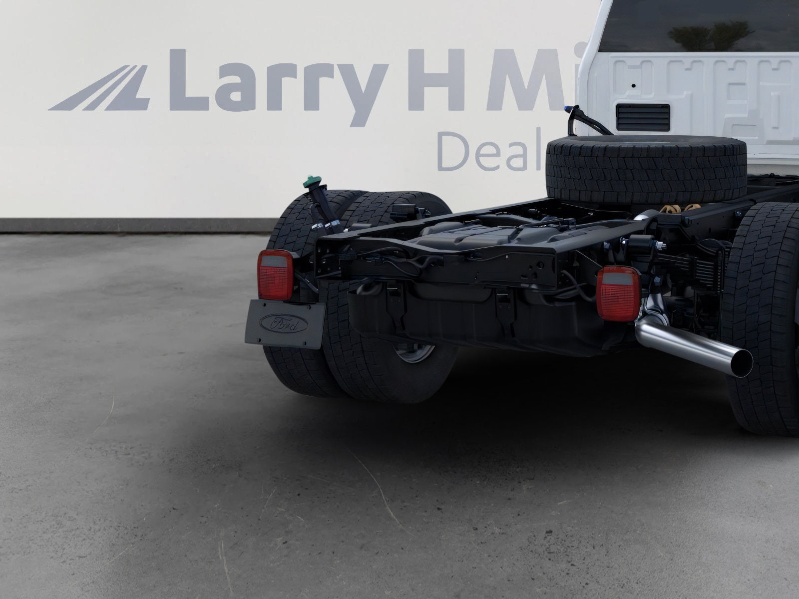 2025 Ford F-550 Super Duty Chassis Cab XL - Photo 21