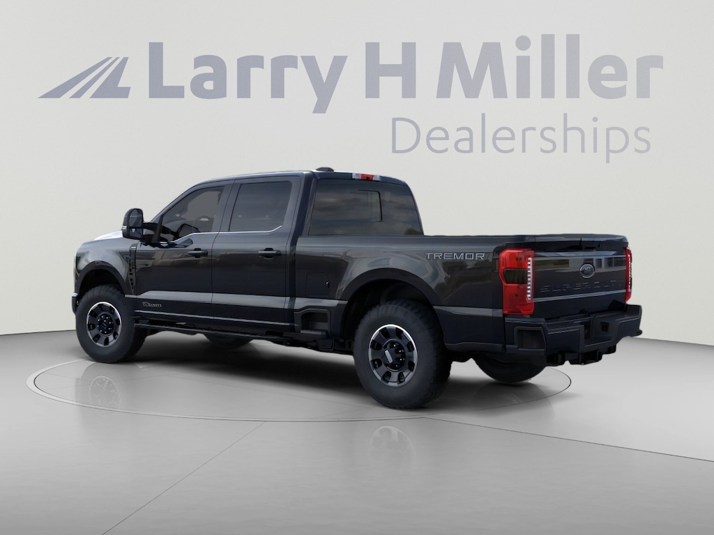 New 2026 Ford Super Duty F-350 SRW LARIAT 4WD Crew Cab 6-3/4' Box V8 Engine