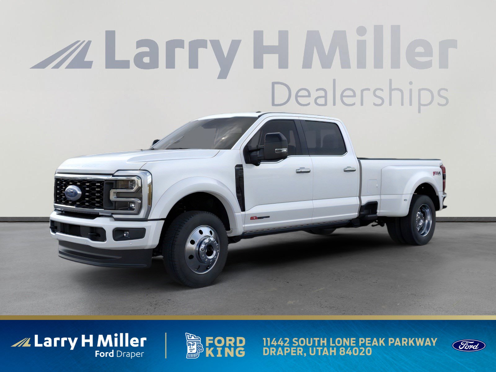 2026 Ford F-450 Platinum 4x4 Crew Cab 8' Box DRW's photo