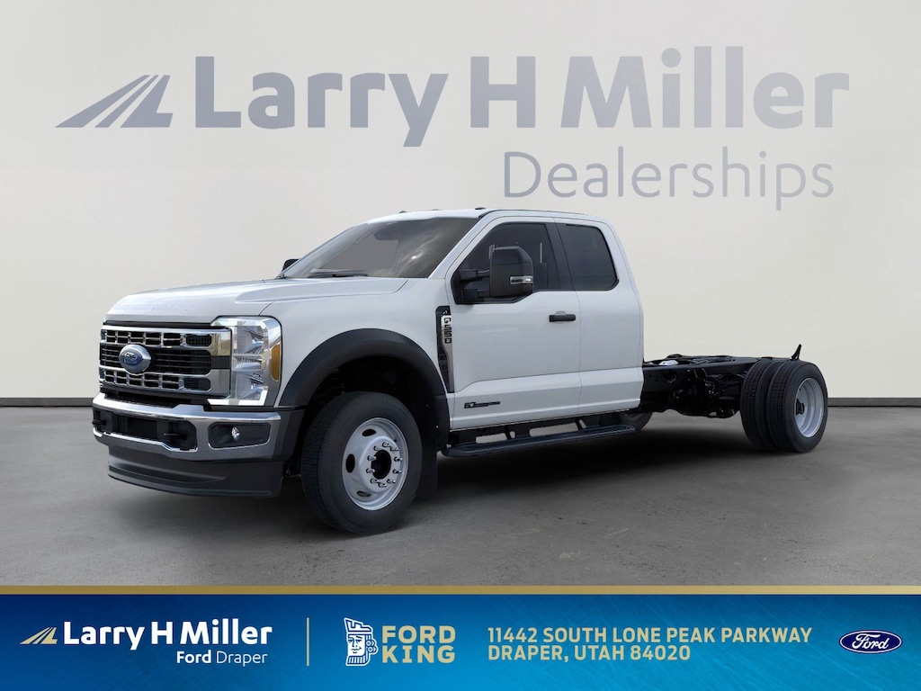 New 2025 Ford Super Duty F-550 DRW XL 4X4 SUPERCAB CHAS CAB/192 V8 Engine